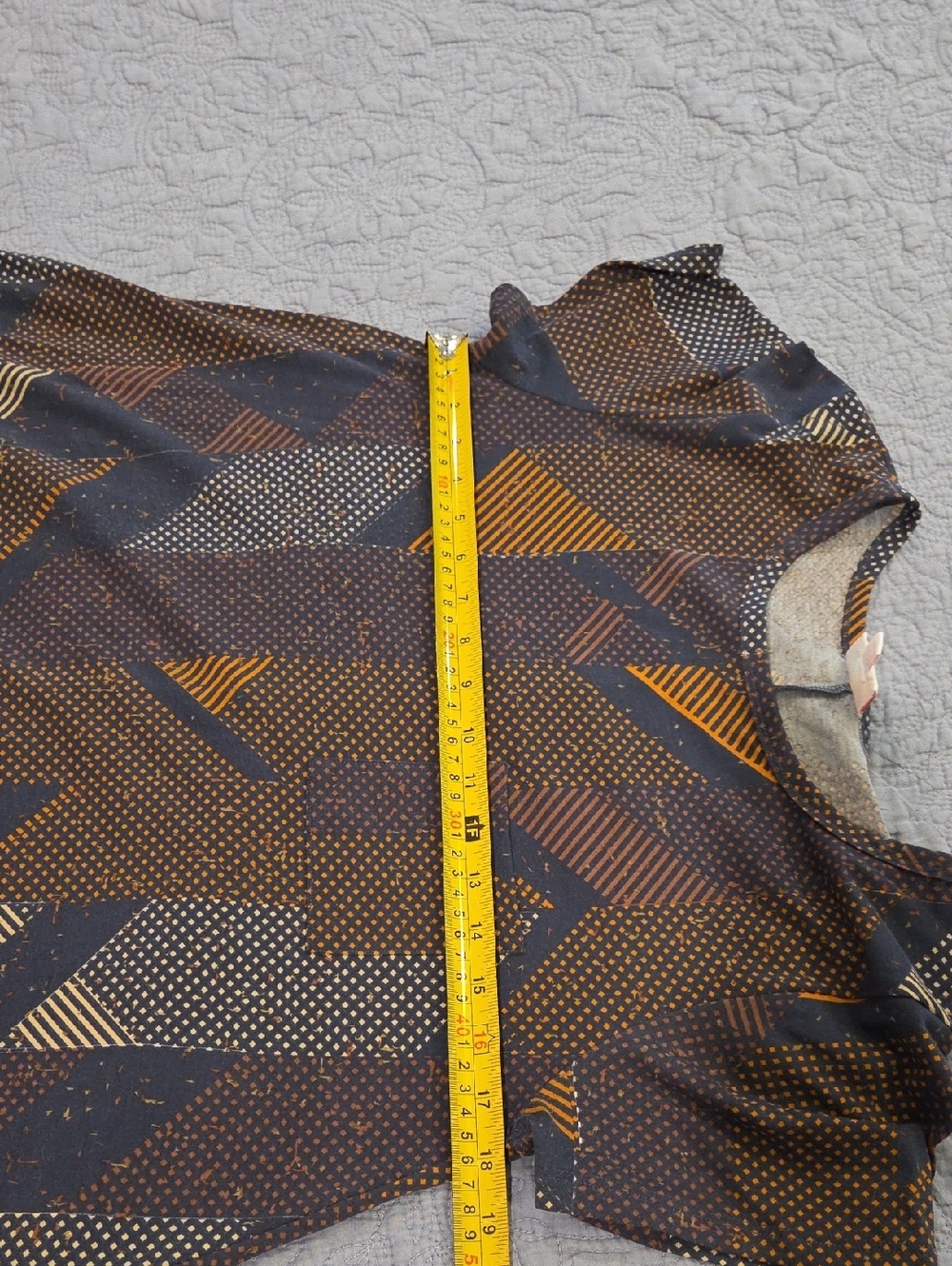 LuLaRoe Mini Dress in Navy, Mustard, Beige Geometric Print Size S! - Picture 6 of 8